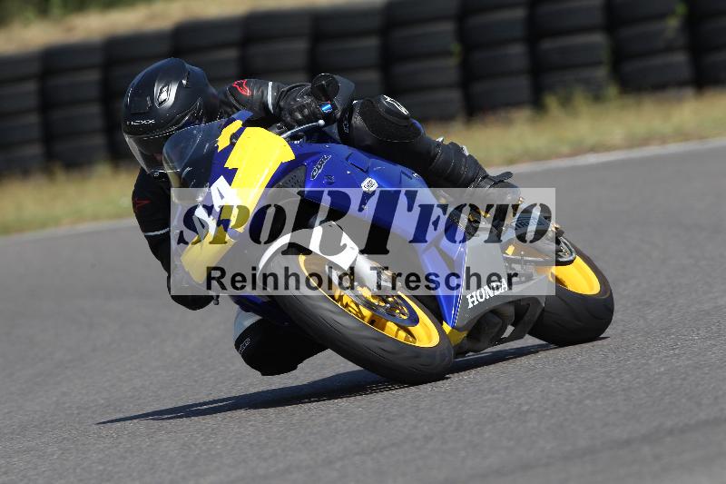 Archiv-2022/40 18.07.2022 Plüss Moto Sport ADR/Einsteiger/44